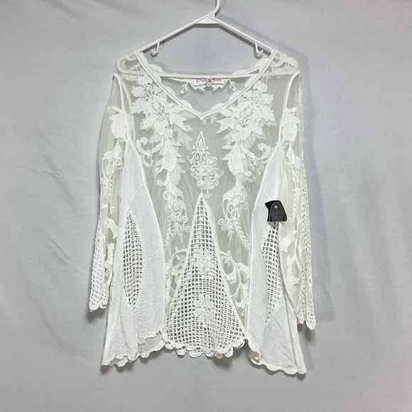 Pretty Angel Tops - MWT Pretty Angel XL White Lace Blouse